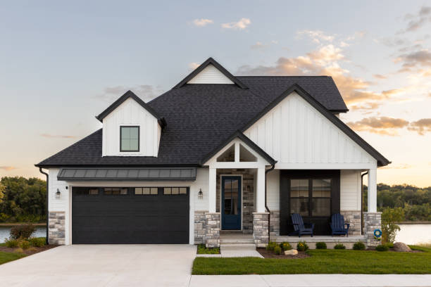 Best Commercial Roofing Services  in Easton, CA